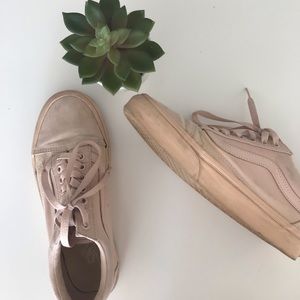 Blush Vans
